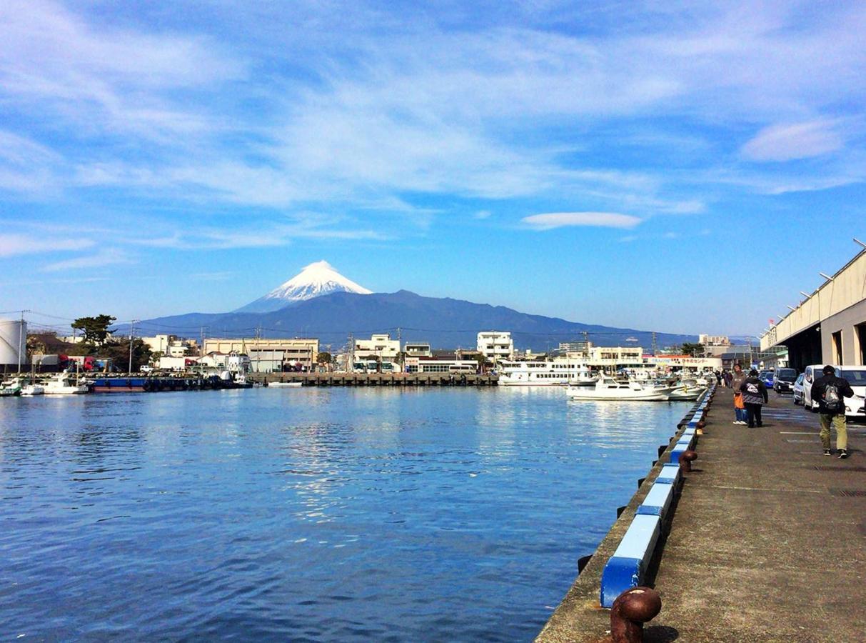 Hotel Trend Numazu Ekimae Bagian luar foto